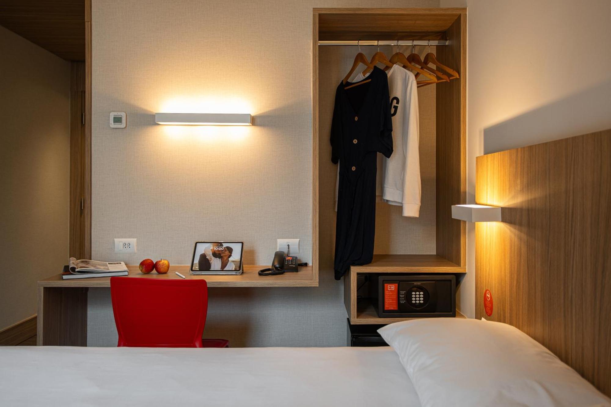 Hotel Moov ปอร์โตอัลเลเกร ภายนอก รูปภาพ